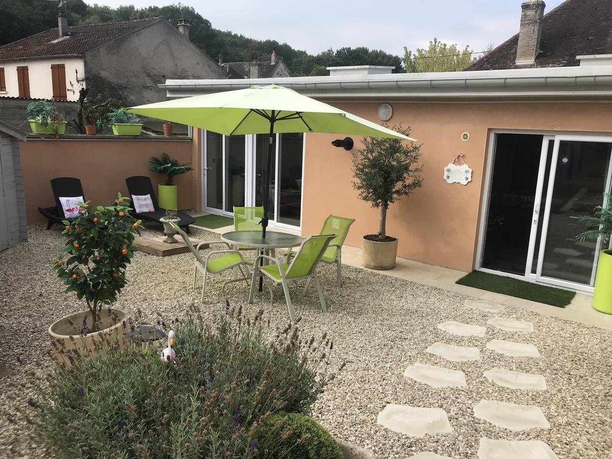 Loft L Atelier De Jacques Pres De Chablis Villa Villy  ภายนอก รูปภาพ